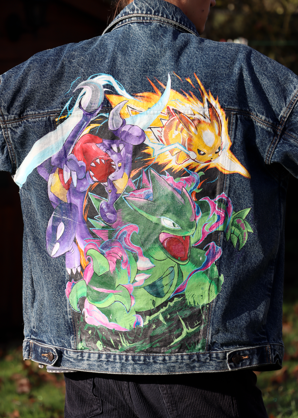 Custom Pokemon -Pikachu, Carchacrok & Tyranocif / Handmade painting Jacket veste customisée art